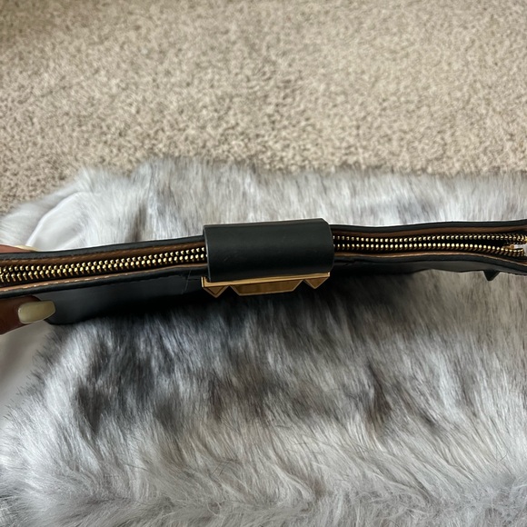 BCBG MAXAZRIA clutch/ tablet cover- used - Picture 3 of 6